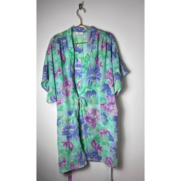 Val Mode Kimono Robe Purple Floral with Belt Short Sleeve Polyester Medium - Picture 2 of 10